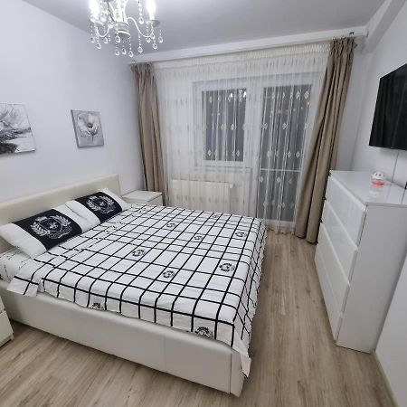 25 Luxury Apartament Bucureşti Ngoại thất bức ảnh