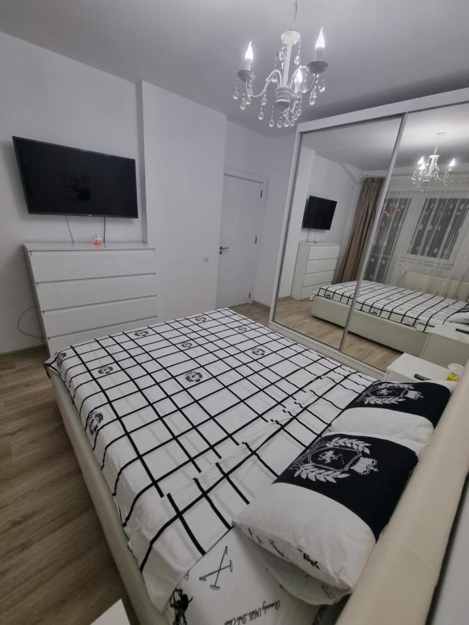25 Luxury Apartament Bucureşti Ngoại thất bức ảnh