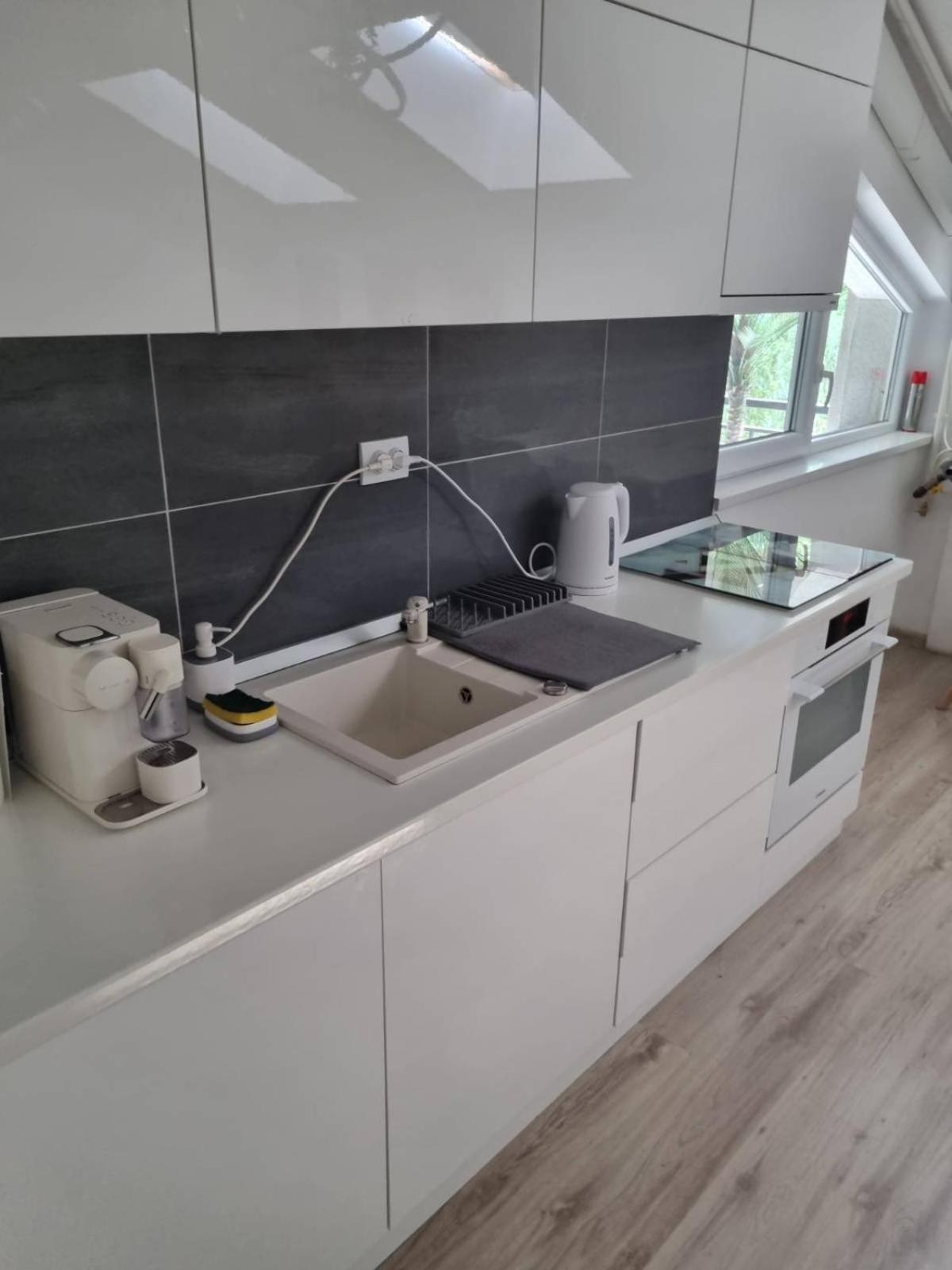 25 Luxury Apartament Bucureşti Ngoại thất bức ảnh